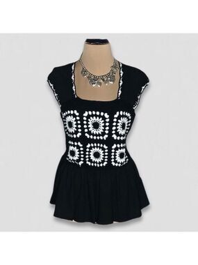 Trendmates Peplum Top Crochet Black and White Small Medium